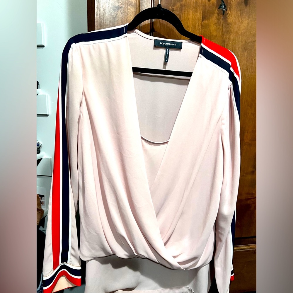 BCBG racing stripe sleeve top- large